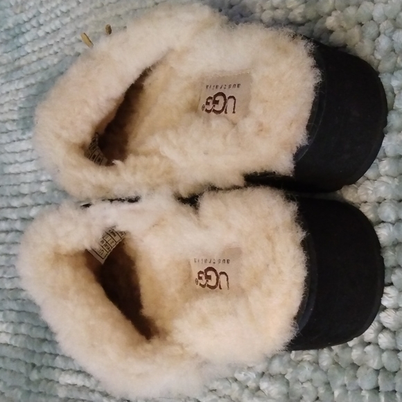 UGG mules - Picture 4 of 7